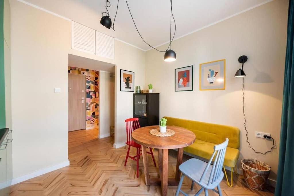 Eclectic City Apartment Near Old Town Varsovia Exterior foto